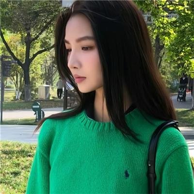 目露凶光